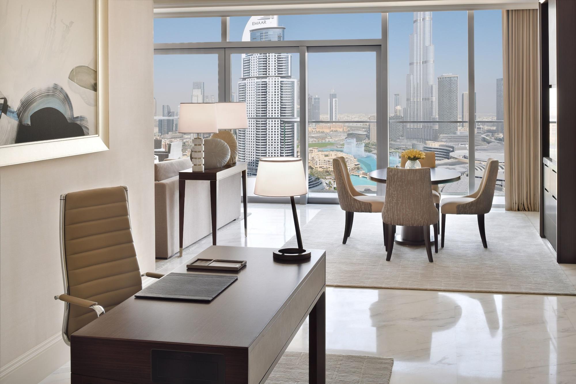 Address Dubai Mall Bagian luar foto A typical office
