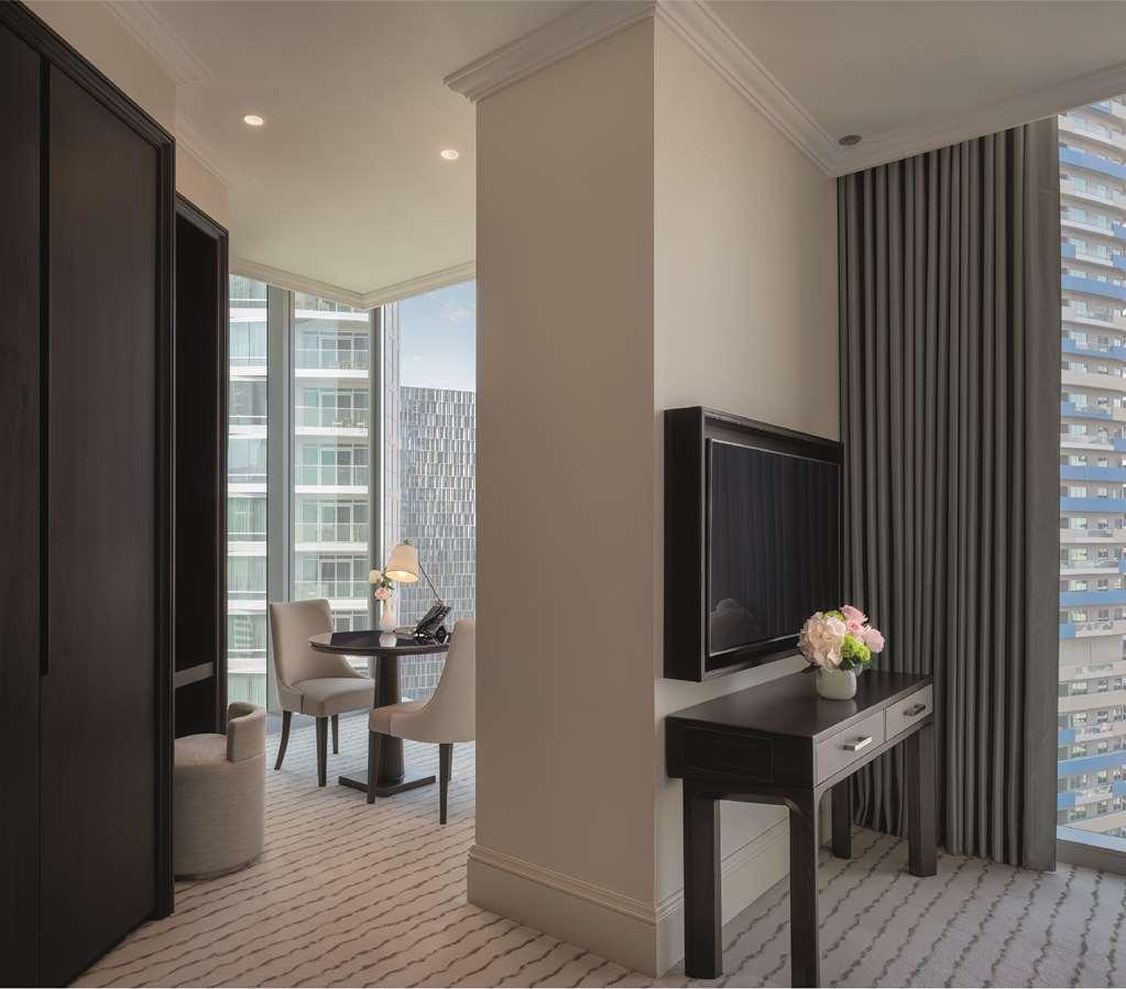 Address Dubai Mall Ruang foto A guest room at the hotel
